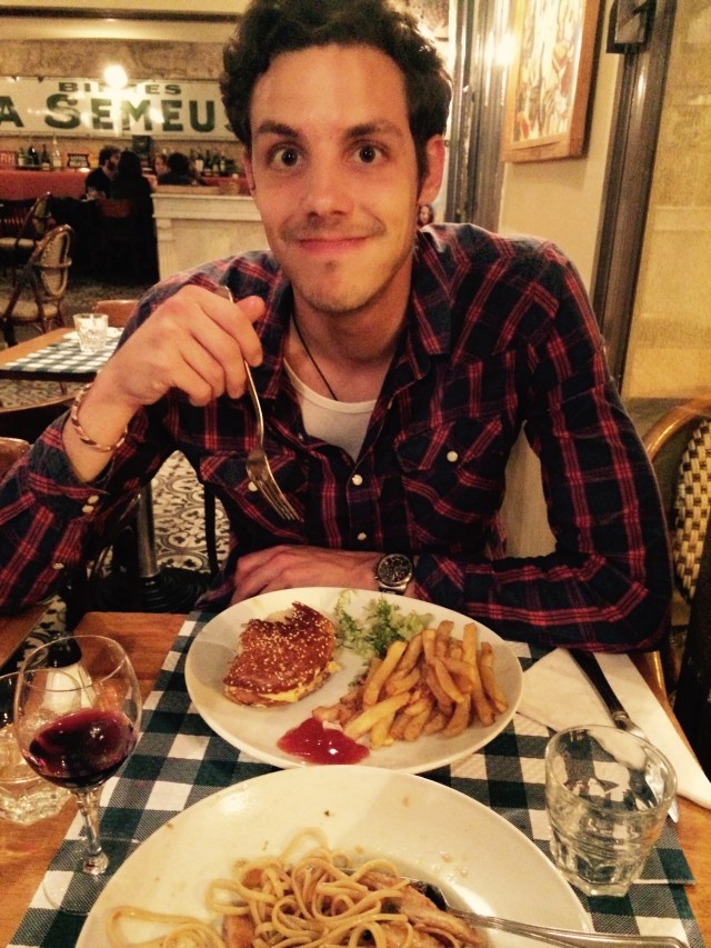 Photo 29.05.15 22 58 33